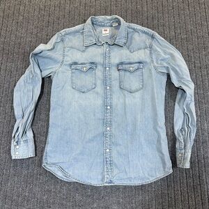 Levi’s Denim Pearl Snap Shirt